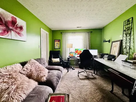 831 Queensgate Drive Greenwood IN 46143