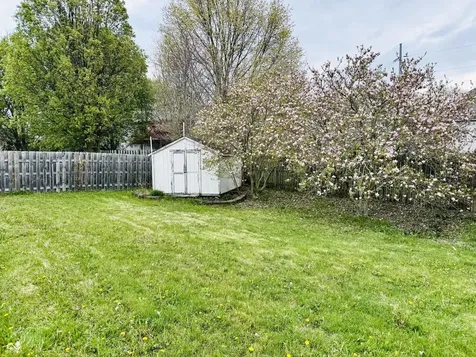 831 Queensgate Drive Greenwood IN 46143