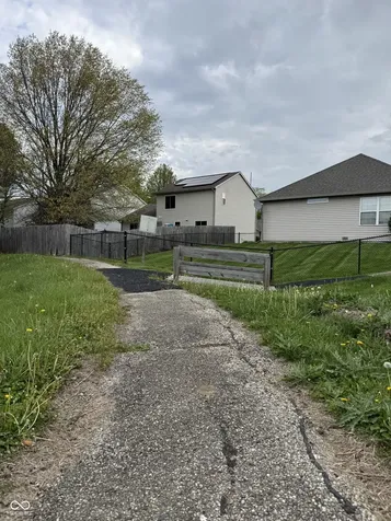 831 Queensgate Drive Greenwood IN 46143