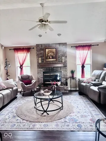 831 Queensgate Drive Greenwood IN 46143