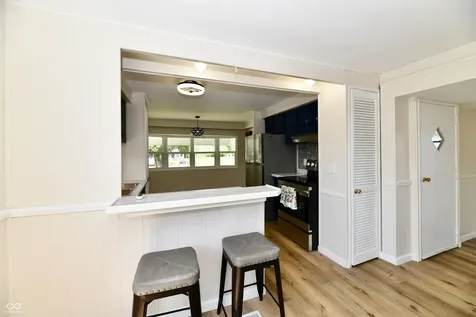 909 Independence Drive E Elwood IN 46036