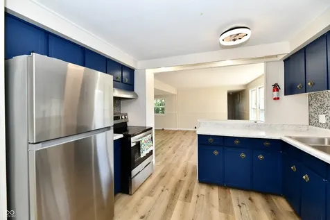 909 Independence Drive E Elwood IN 46036