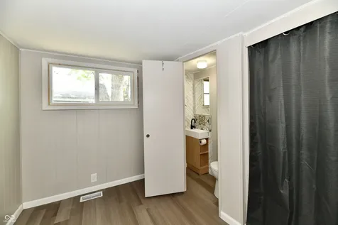 909 Independence Drive E Elwood IN 46036