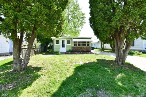 909 Independence Drive E Elwood IN 46036