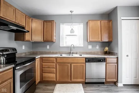 4636 Angelica Drive Indianapolis IN 46237