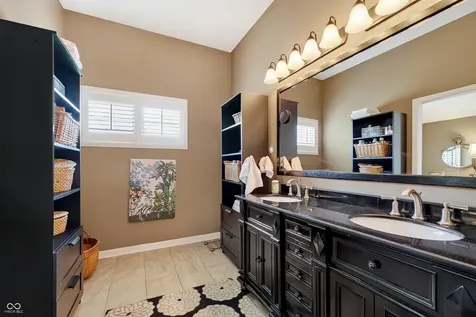 5263 Windridge Drive Indianapolis IN 46226