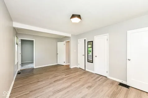 5301 Evanston Avenue Indianapolis IN 46220