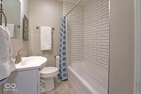 5301 Evanston Avenue Indianapolis IN 46220