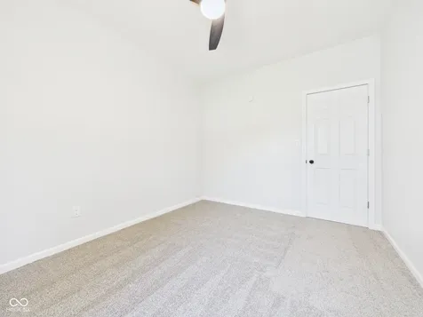 208 S Woodworth Avenue Frankton IN 46044