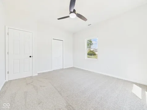 208 S Woodworth Avenue Frankton IN 46044