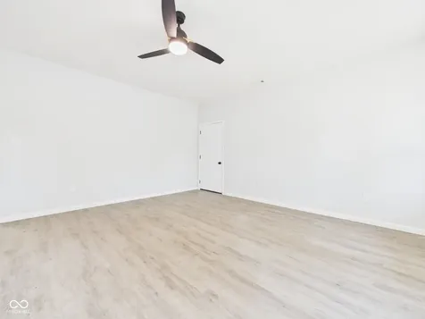 208 S Woodworth Avenue Frankton IN 46044