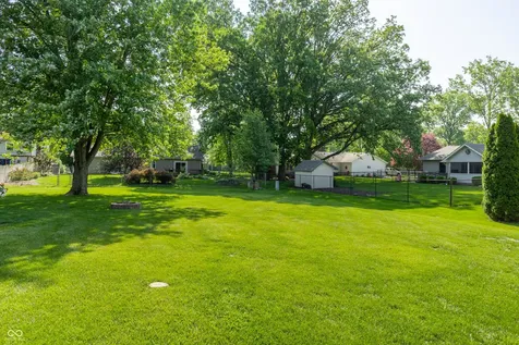 7833 White Dove Court Indianapolis IN 46256