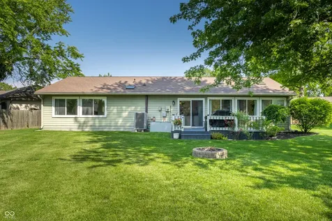 7833 White Dove Court Indianapolis IN 46256
