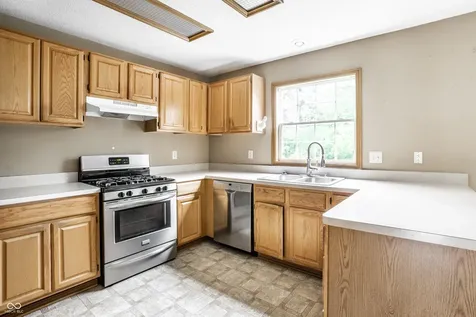 7548 W Ivy Lane New Palestine IN 46163