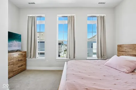 557 Steinbeck Place Carmel IN 46032
