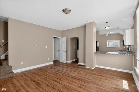91 N 4th Avenue Beech Grove IN 46107