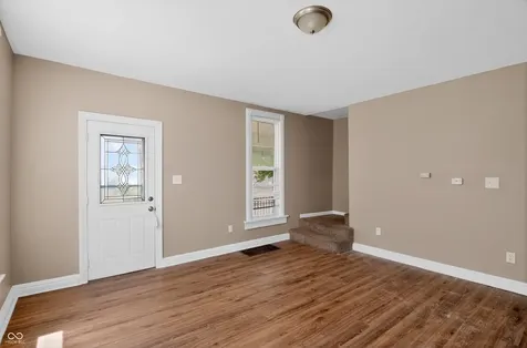 91 N 4th Avenue Beech Grove IN 46107
