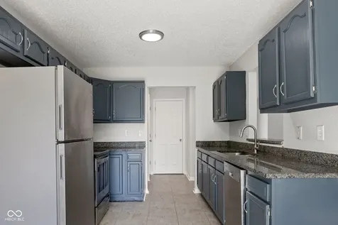 6119 Karst Drive Indianapolis IN 46221