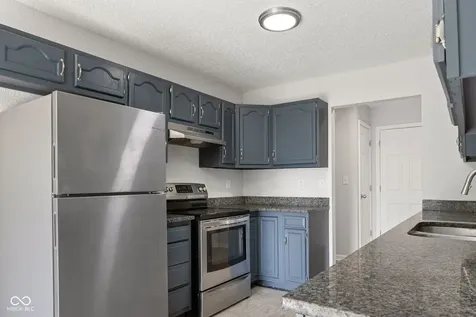 6119 Karst Drive Indianapolis IN 46221