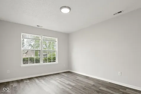 6119 Karst Drive Indianapolis IN 46221