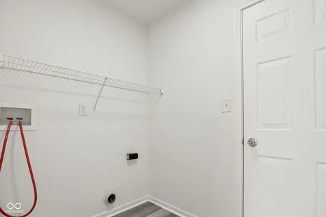6119 Karst Drive Indianapolis IN 46221