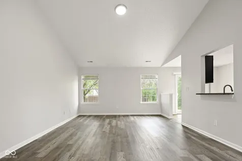 6119 Karst Drive Indianapolis IN 46221
