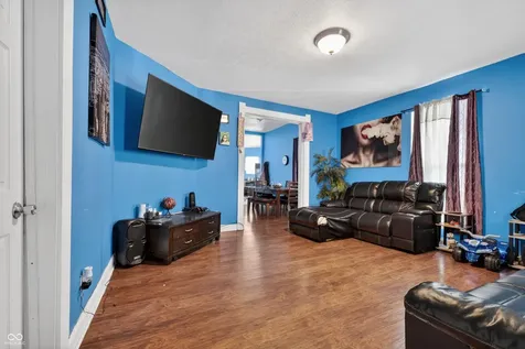 644 Marion Avenue Indianapolis IN 46221