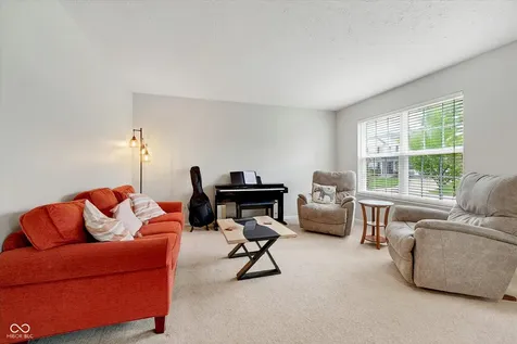 1810 Salina Drive Avon IN 46123