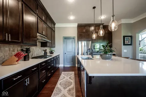 18176 Lakes End Drive Westfield IN 46074