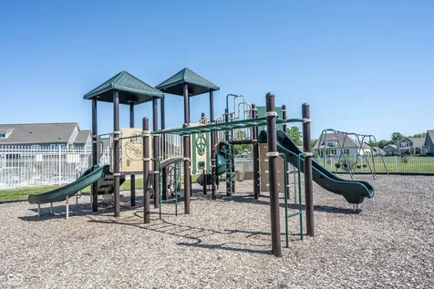 18176 Lakes End Drive Westfield IN 46074