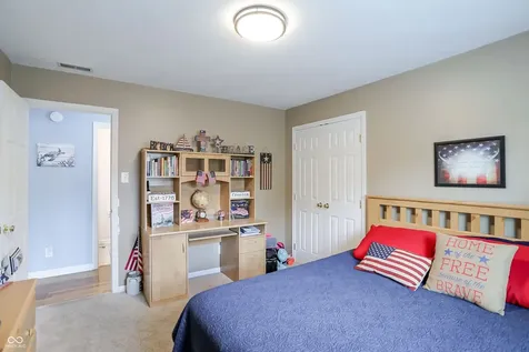 7625 Surrey Drive Indianapolis IN 46227