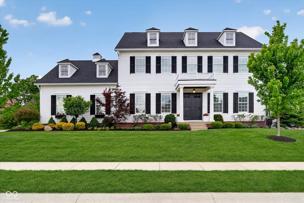 628 Woodbury Hill Drive Westfield IN 46074
