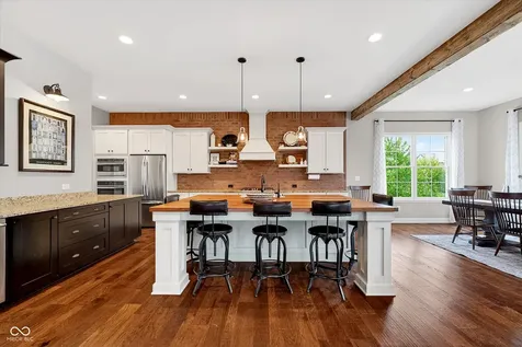 628 Woodbury Hill Drive Westfield IN 46074