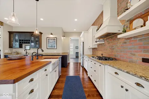 628 Woodbury Hill Drive Westfield IN 46074