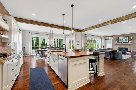 628 Woodbury Hill Drive Westfield IN 46074