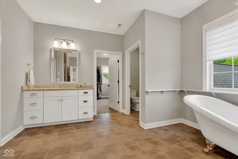 628 Woodbury Hill Drive Westfield IN 46074
