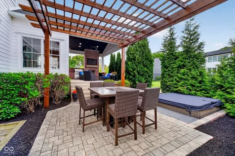 628 Woodbury Hill Drive Westfield IN 46074