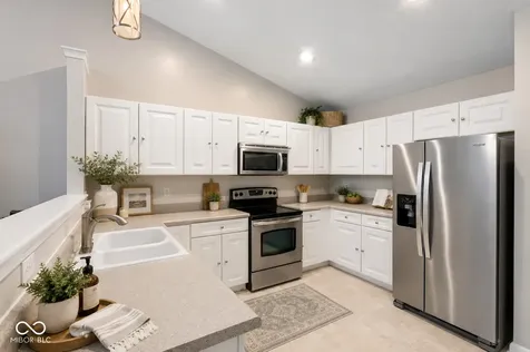 6104 Franklin Villas Way Indianapolis IN 46237