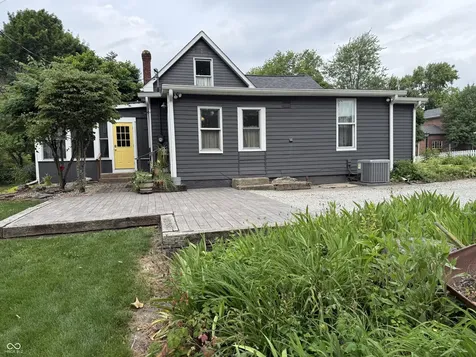 225 S Franklin Street Knightstown IN 46148