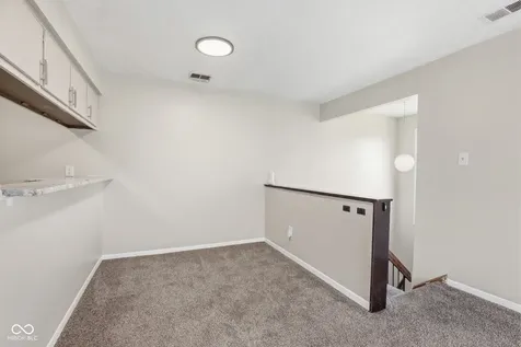 9884 Royce Drive Indianapolis IN 46235
