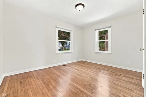 329 N 15th Avenue Beech Grove IN 46107