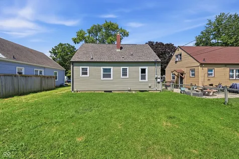 329 N 15th Avenue Beech Grove IN 46107