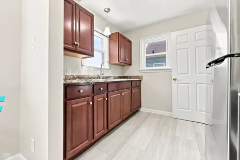 329 N 15th Avenue Beech Grove IN 46107
