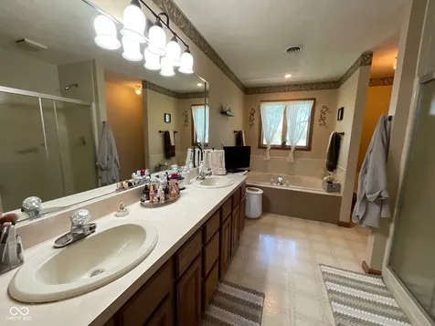 46 S Meadow Lane Rockville IN 47872
