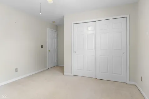 1927 Alvee Court Indianapolis IN 46239