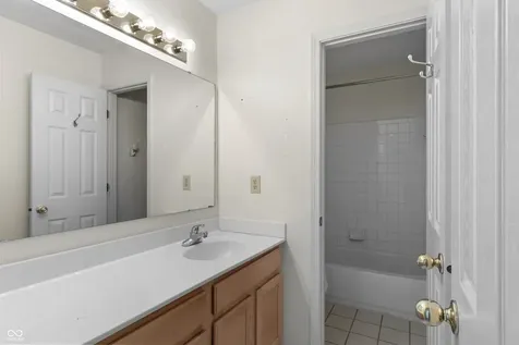 1927 Alvee Court Indianapolis IN 46239