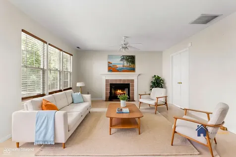 1927 Alvee Court Indianapolis IN 46239