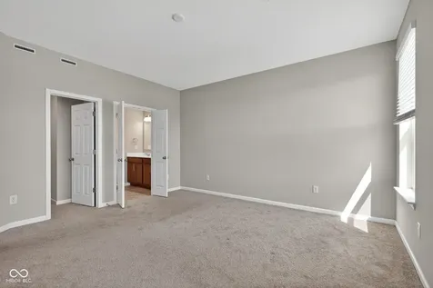 16942 Cole Evans Drive Noblesville IN 46060