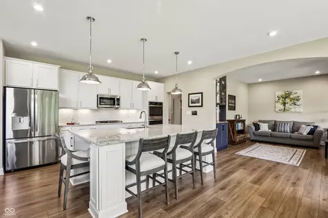 8405 Shallow Creek Court Indianapolis IN 46237