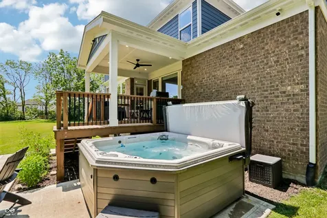 8405 Shallow Creek Court Indianapolis IN 46237